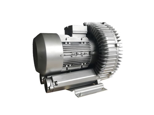 雷茨漩渦風機 工業(yè)領(lǐng)域中的多面手應用解析